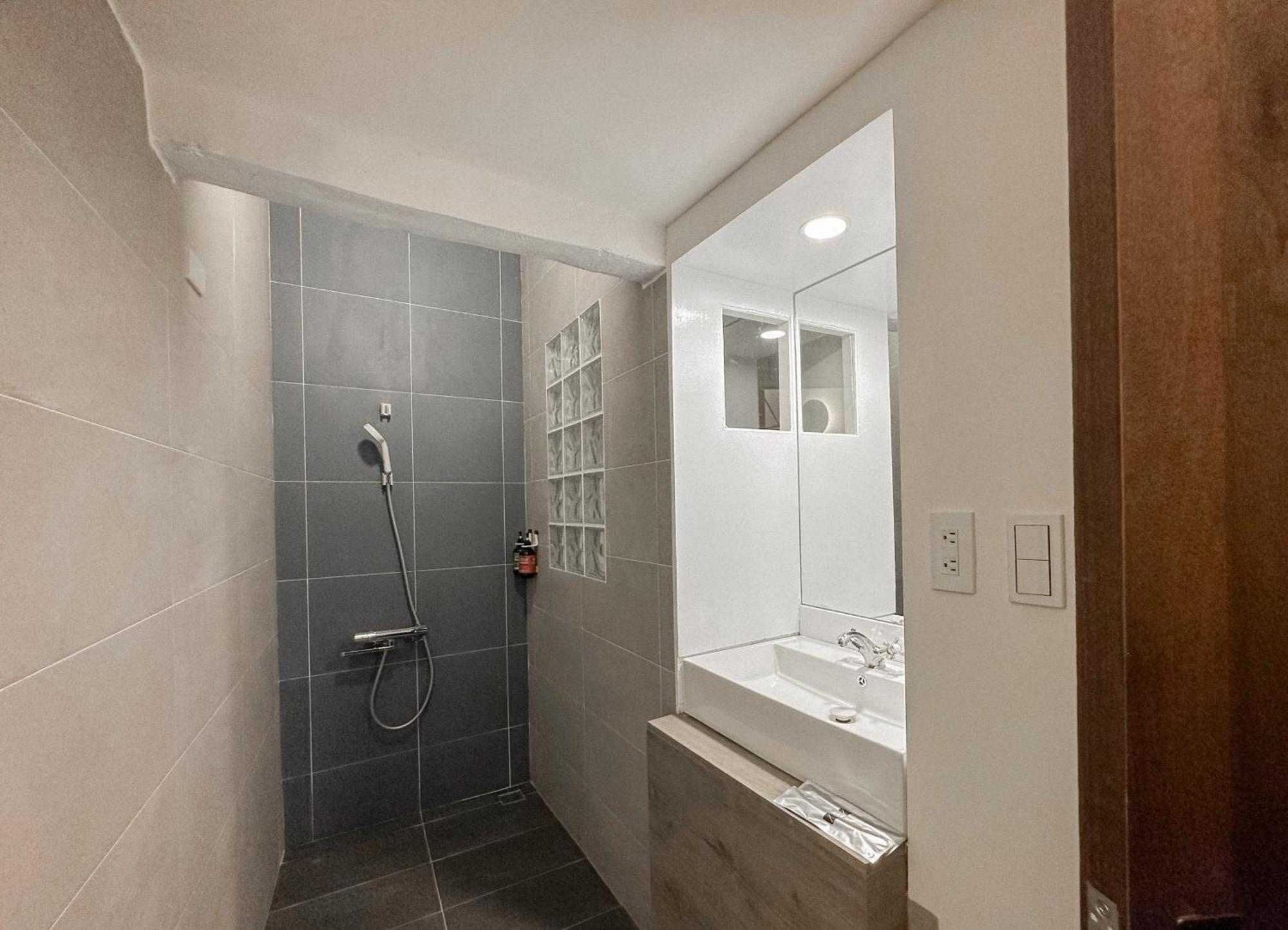 Uns B&B Kaohsiung Dış mekan fotoğraf